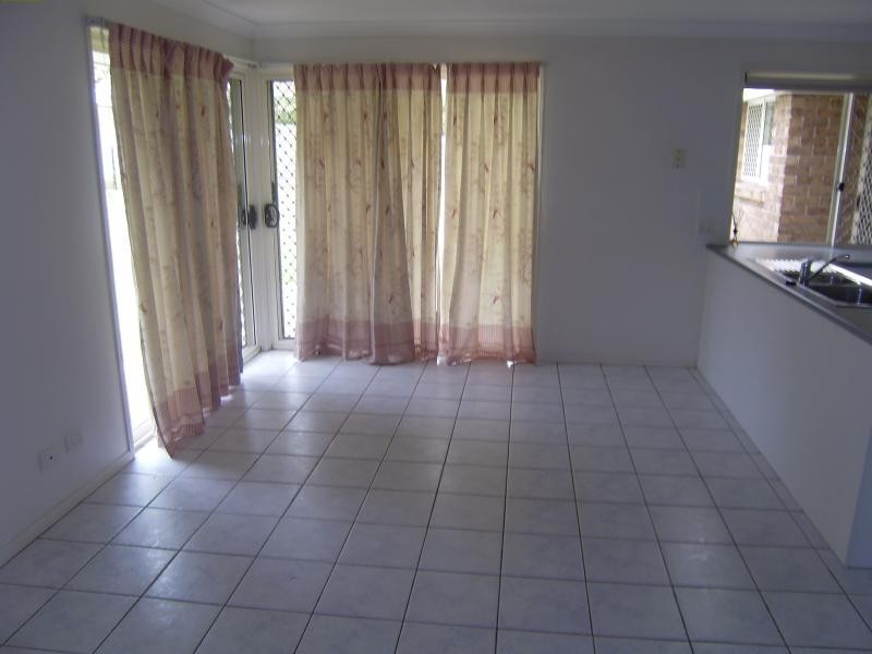 9 Boodie Cl, Doolandella QLD 4077