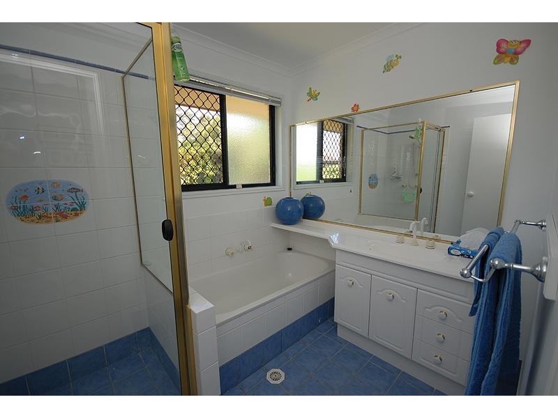 13 Harriet  Cres, Springfield Lakes QLD 4300