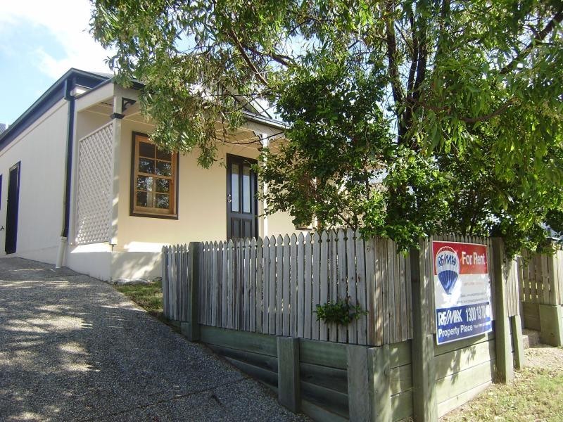 63 Creekside  Dr, Springfield Lakes QLD 4300