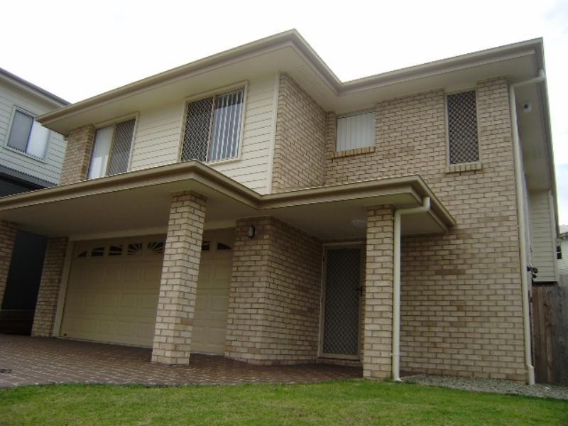 11 Shearwater Tce, Springfield Lakes QLD 4300