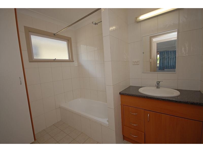 65 Gray St, Carina QLD 4152