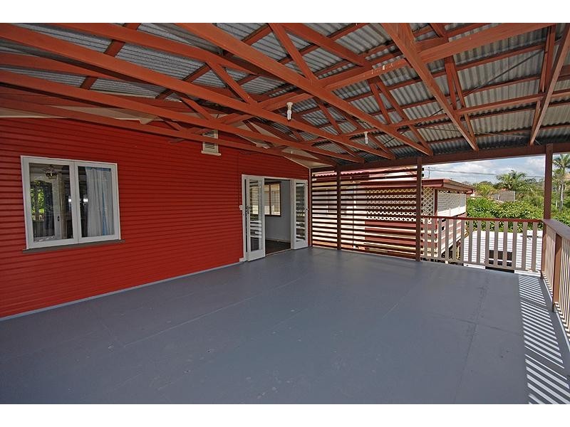 65 Gray St, Carina QLD 4152