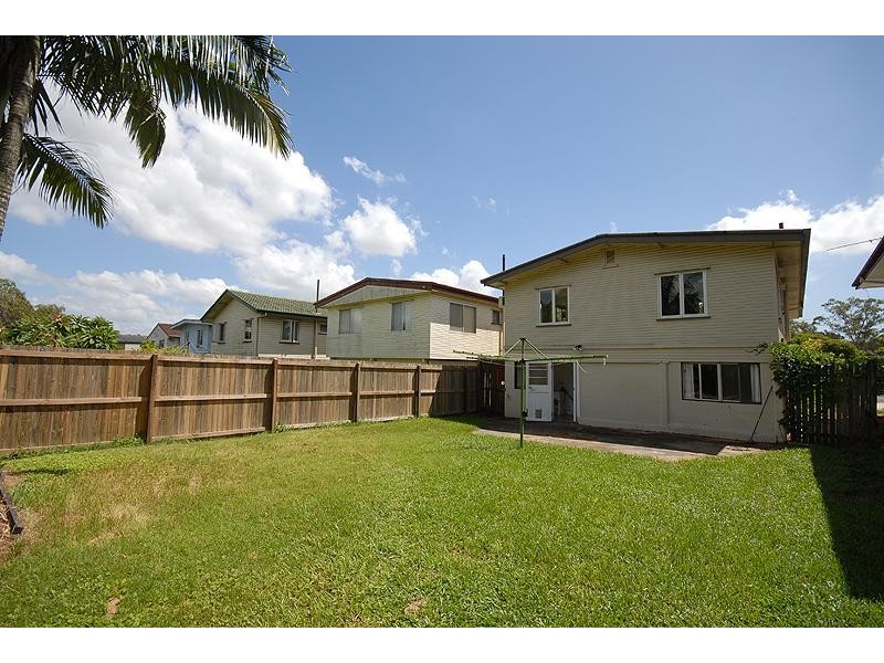 65 Gray St, Carina QLD 4152