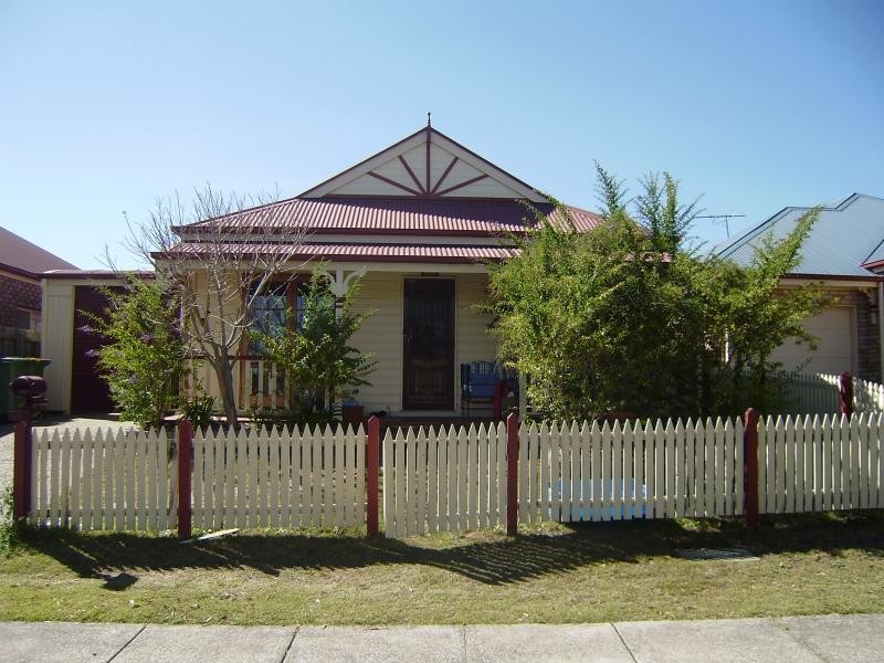 52 Vistula  Cct, Springfield QLD 4300