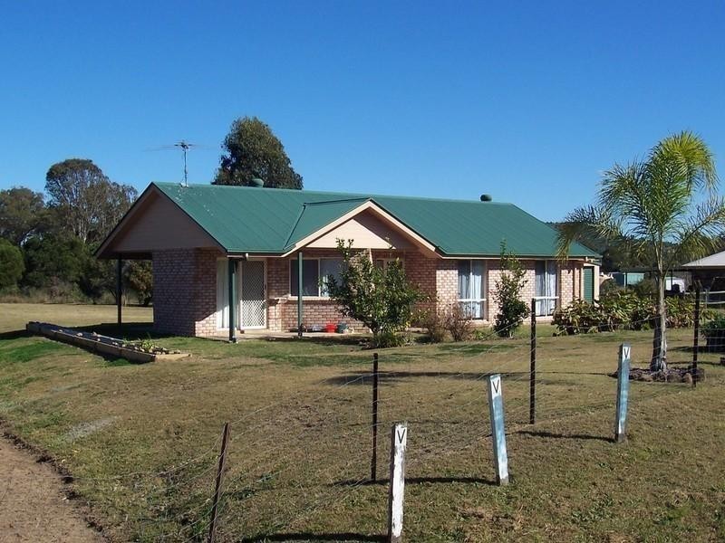210 Rose Ave, Minden QLD 4311