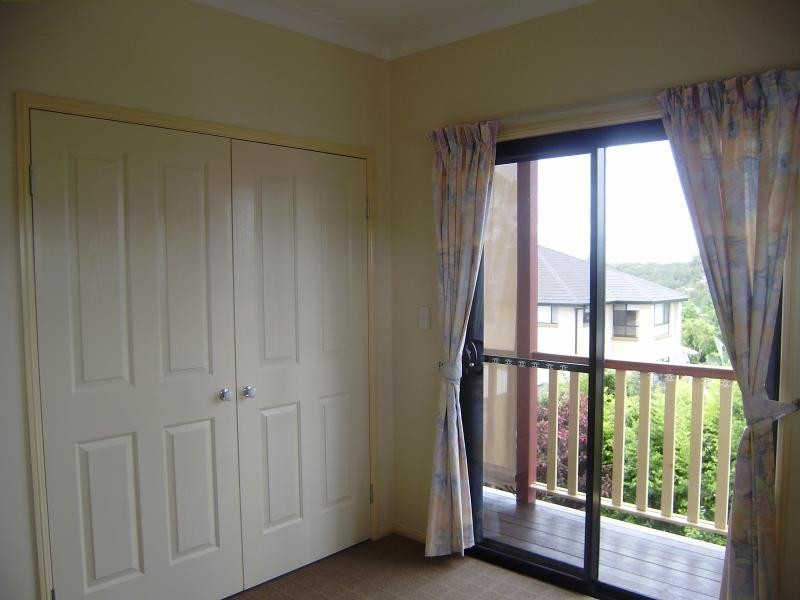 6 Timberlake  Ct, Springfield Lakes QLD 4300
