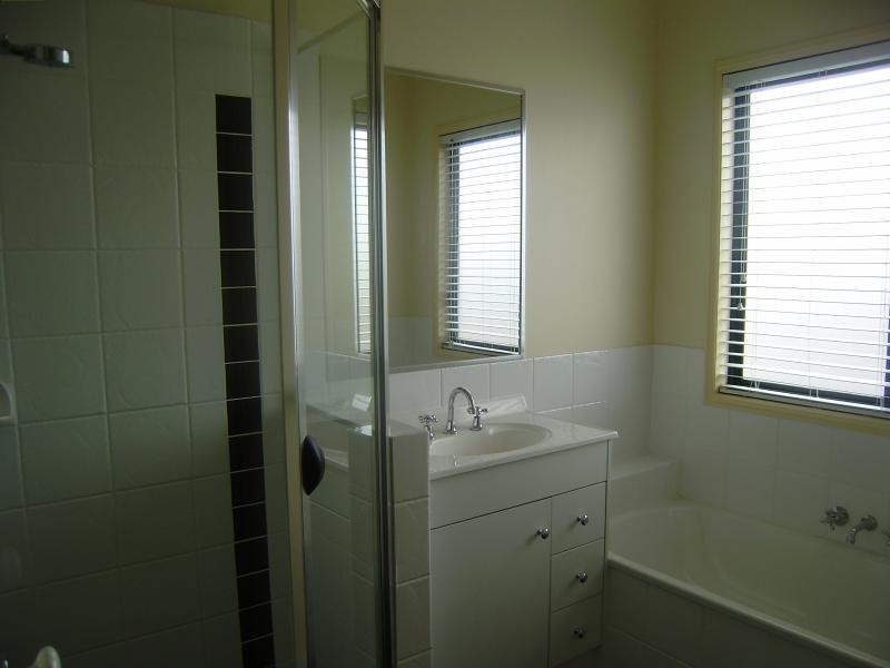 6 Timberlake  Ct, Springfield Lakes QLD 4300