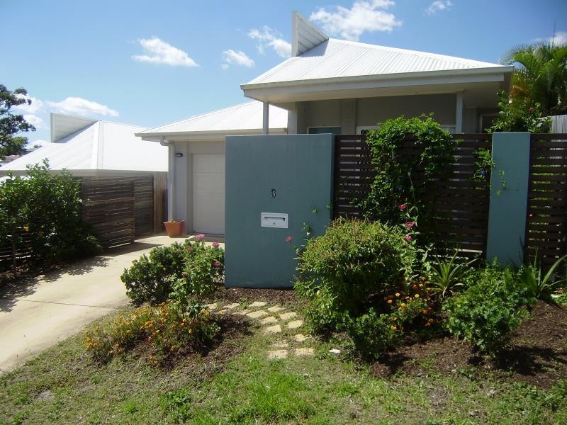 3 Pinnacle  Cl, Springfield Lakes QLD 4300