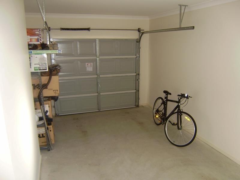 3 Pinnacle  Cl, Springfield Lakes QLD 4300