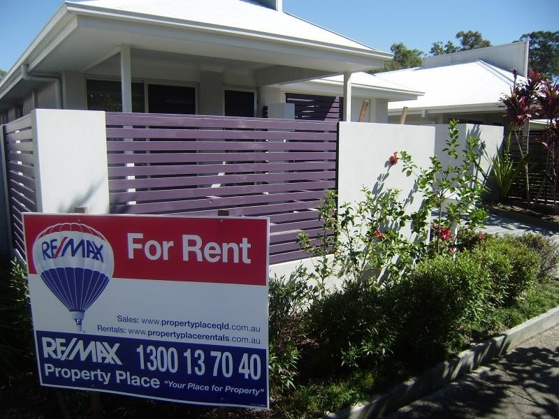 47 Creekside Dr, Springfield Lakes QLD 4300