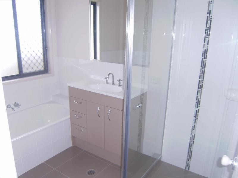 8 Claydon  Pl, Rosewood QLD 4340