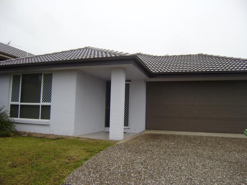 17 Hyde  Ave, Springfield Lakes QLD 4300