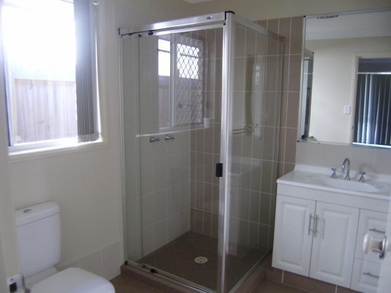 17 Hyde  Ave, Springfield Lakes QLD 4300