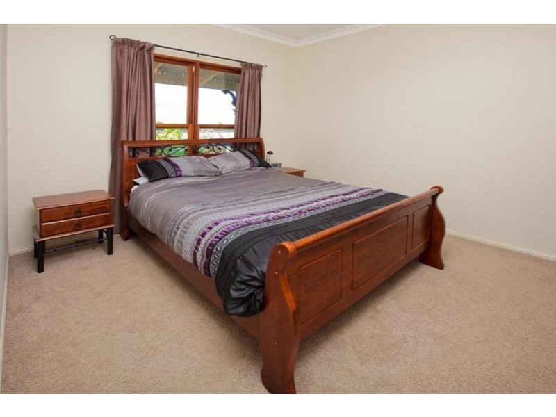 5 Sunsail Lane, Springfield Lakes QLD 4300