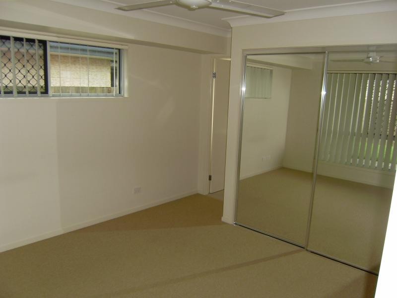 50 Carnarvon Ave, Springfield Lakes QLD 4300
