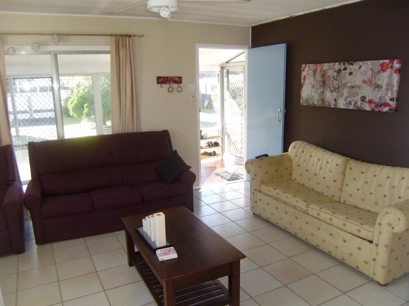 2 Mahogany  St, Raceview QLD 4305