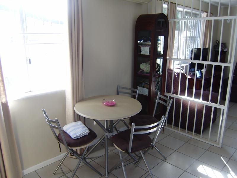 2 Mahogany  St, Raceview QLD 4305