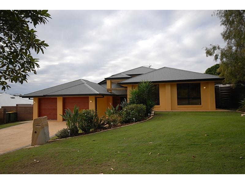 10 Myrtle  Cres, Brookwater QLD 4300