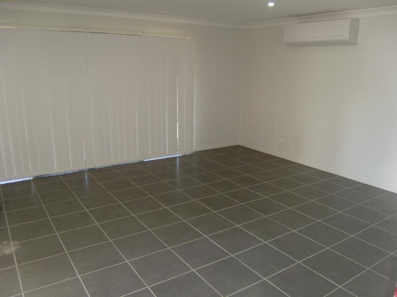 17 Belle  Ct, Redbank QLD 4301