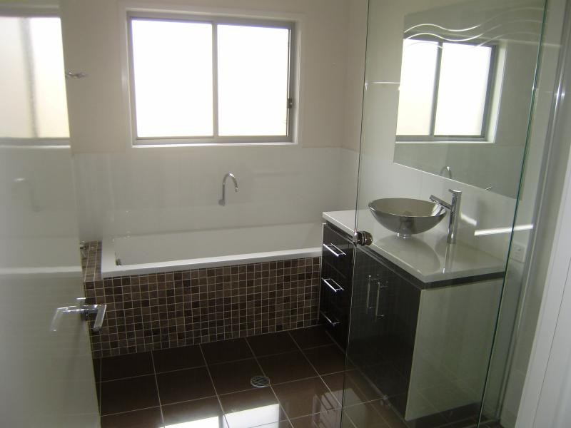 33 Rasmussen Cres, Redbank Plains QLD 4301