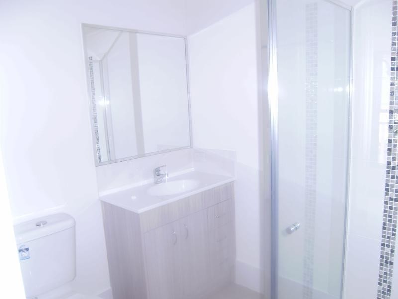 4 O’reilly Cres, Springfield Lakes QLD 4300