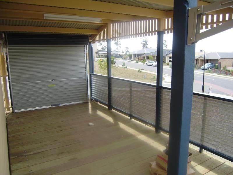 4 O’reilly Cres, Springfield Lakes QLD 4300