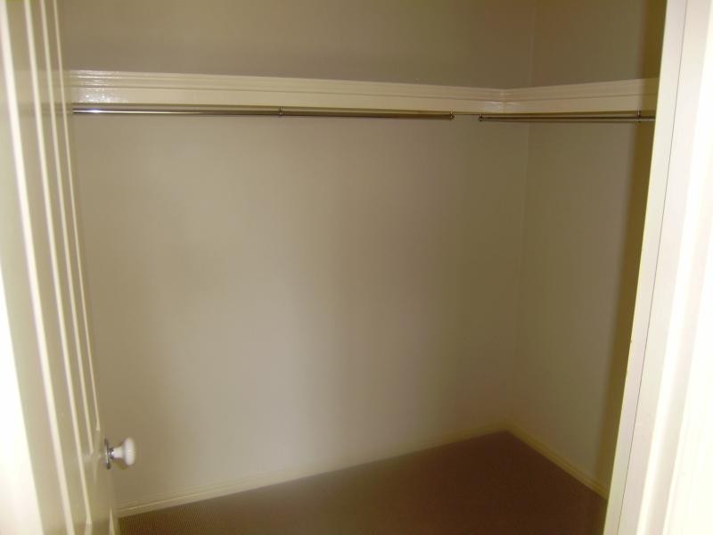 1 Birdwing Ct, Springfield Lakes QLD 4300