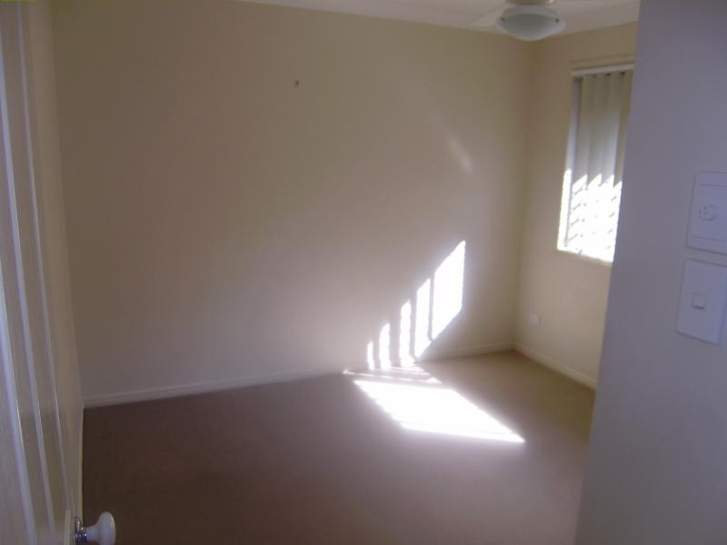 1 Birdwing Ct, Springfield Lakes QLD 4300