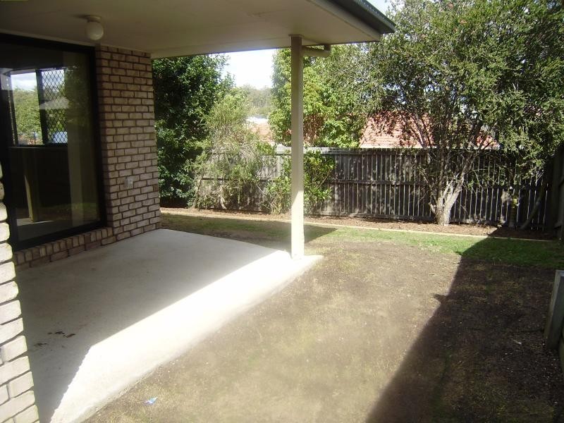 1 Birdwing Ct, Springfield Lakes QLD 4300