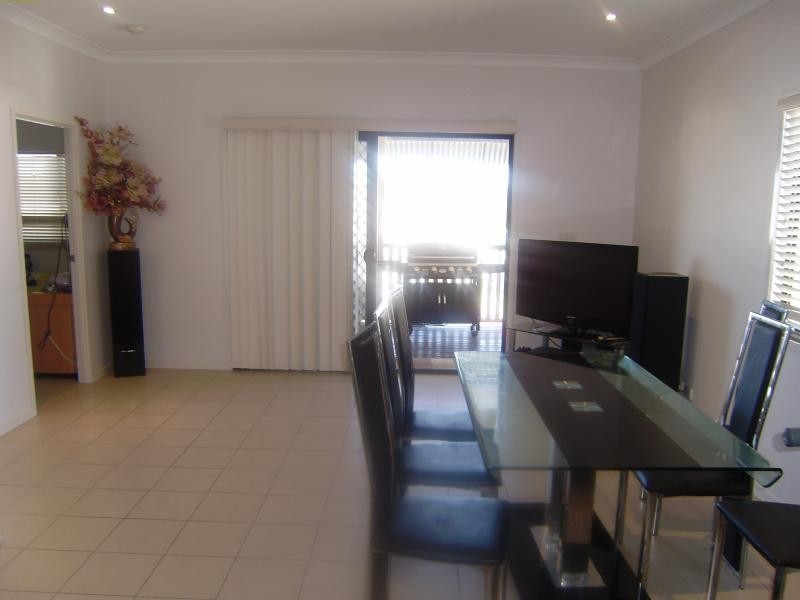 20 The Promenade  -, Springfield Lakes QLD 4300