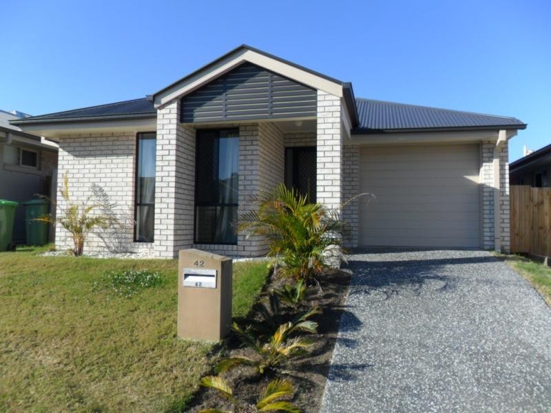 42 Lindeman  St, Springfield Lakes QLD 4300