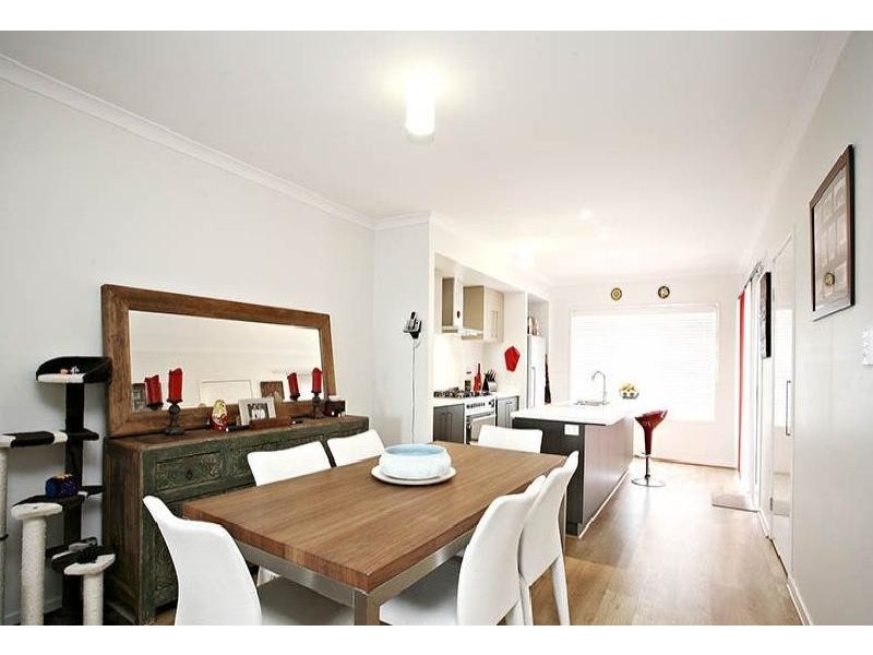 16 Talisker  St, Springfield Lakes QLD 4300