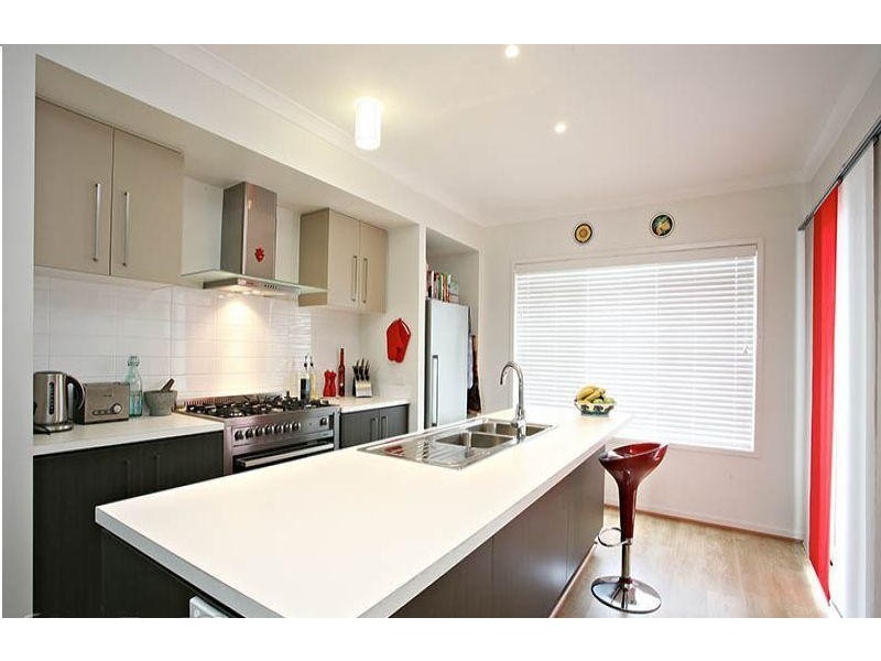 16 Talisker  St, Springfield Lakes QLD 4300