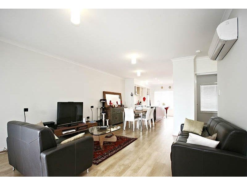 16 Talisker  St, Springfield Lakes QLD 4300
