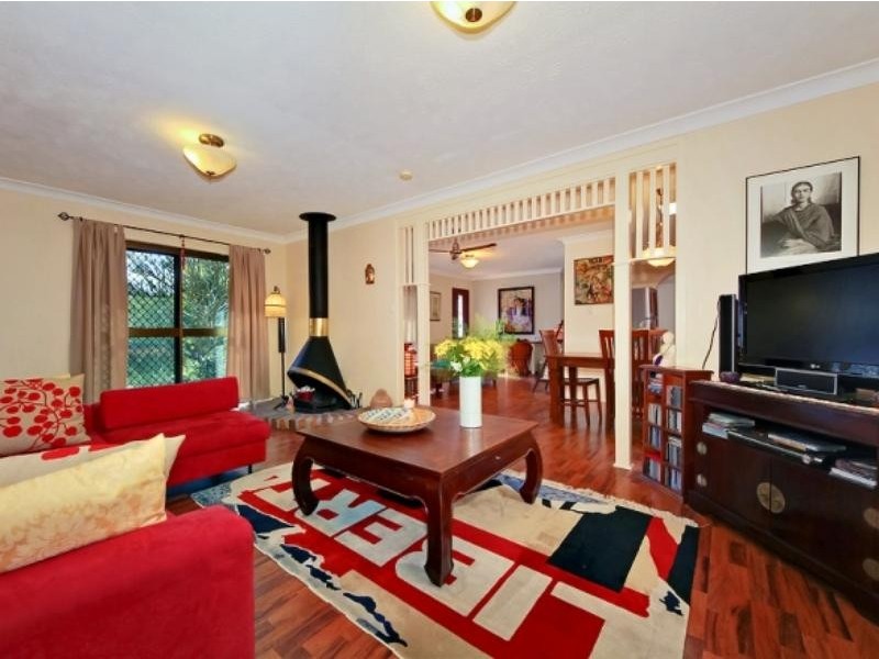 Mount Warren Park QLD 4207