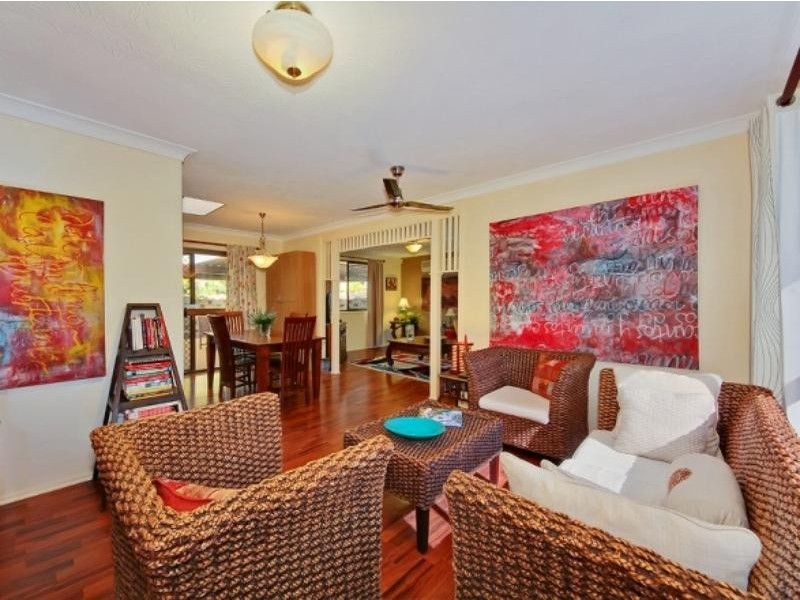 Mount Warren Park QLD 4207