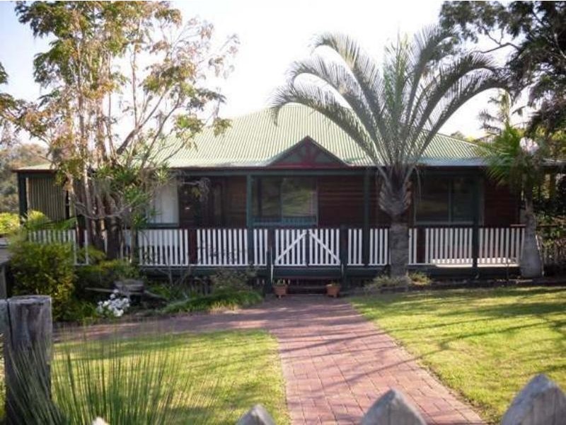 Edens Landing QLD 4207