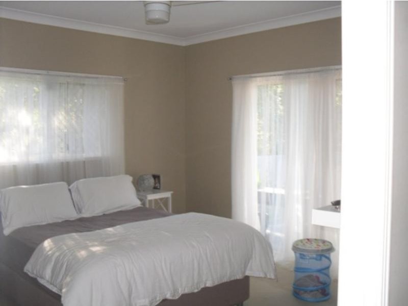 Edens Landing QLD 4207