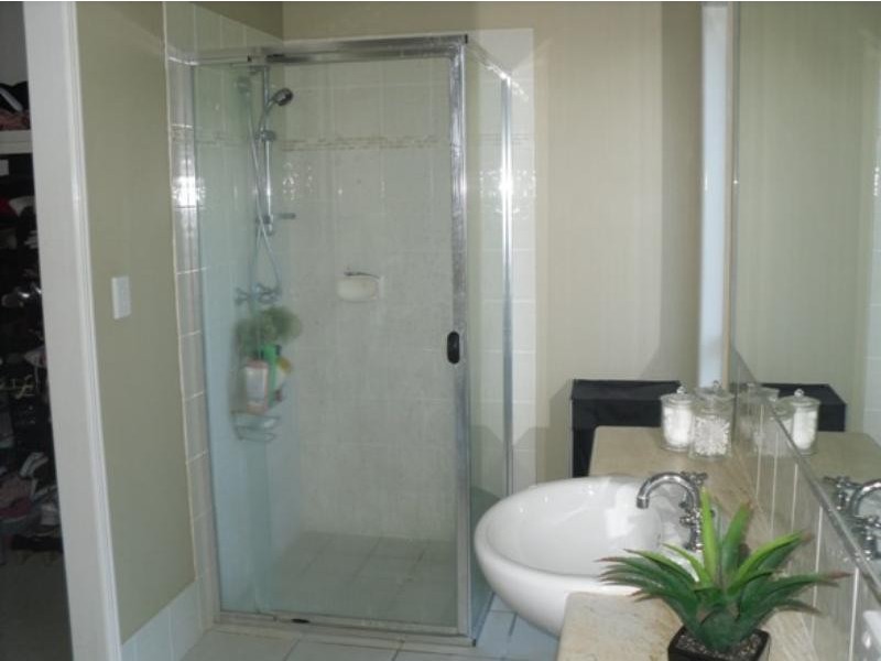 Edens Landing QLD 4207