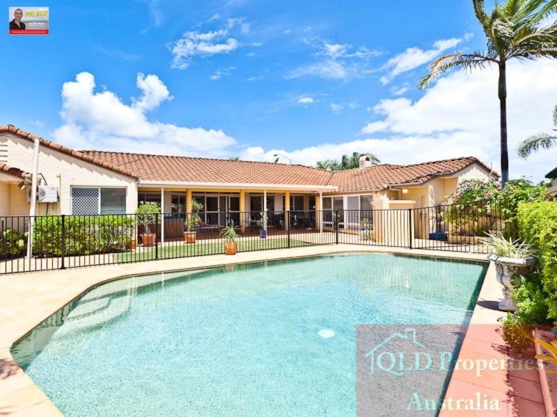 2 enterprise Ct, Scarborough QLD 4020