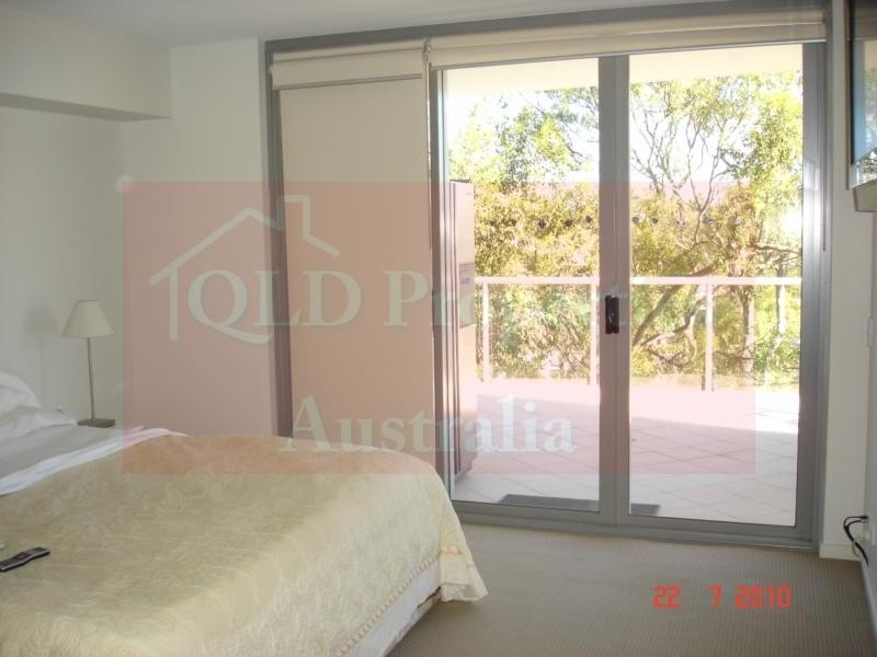406/89 landsborough Ave, Scarborough QLD 4020