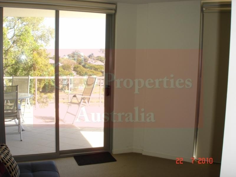 406/89 landsborough Ave, Scarborough QLD 4020
