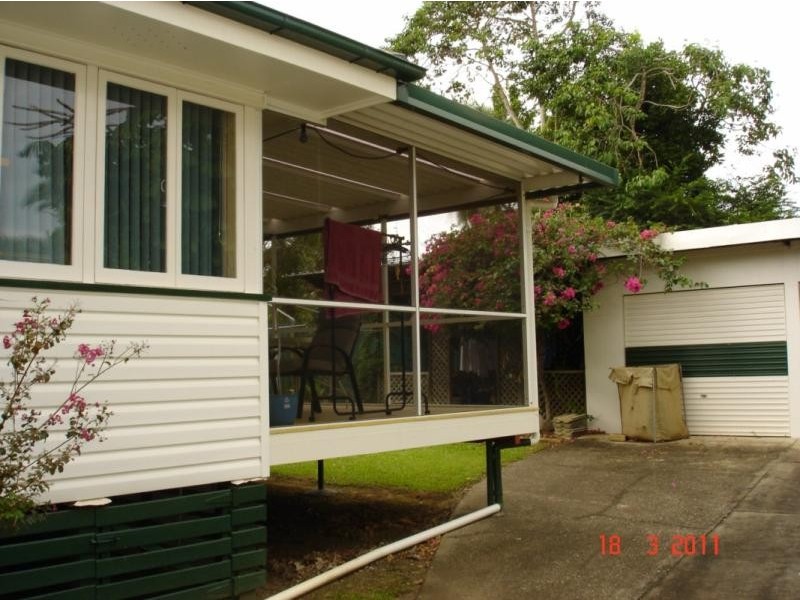 26 college Pl, Clontarf QLD 4019