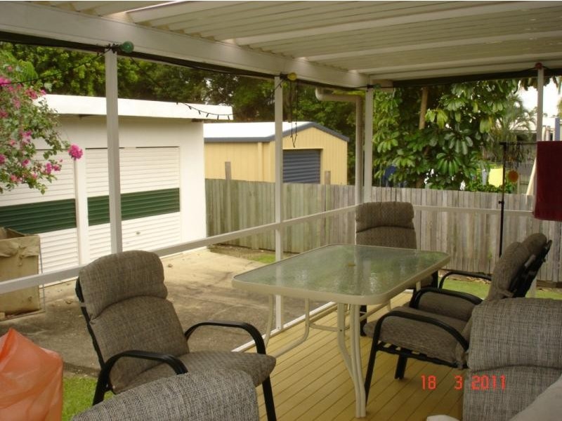 26 college Pl, Clontarf QLD 4019