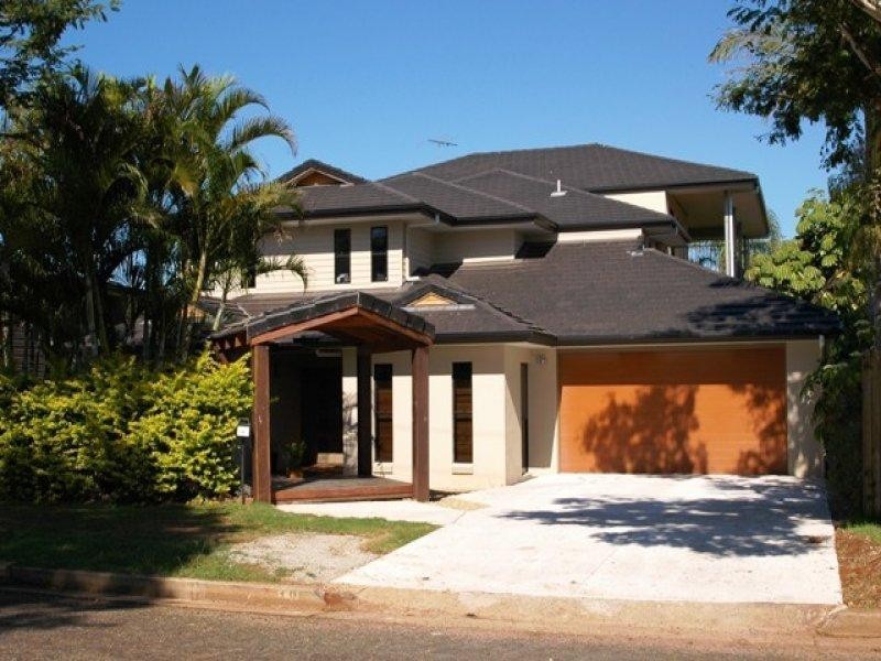 18 clifford St, Woody Point QLD 4019