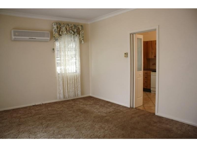 27 Essex  St, Berkeley NSW 2506
