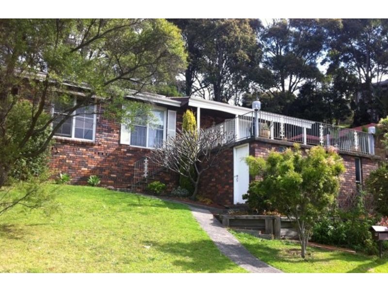65 Robertson St, Coniston NSW 2500