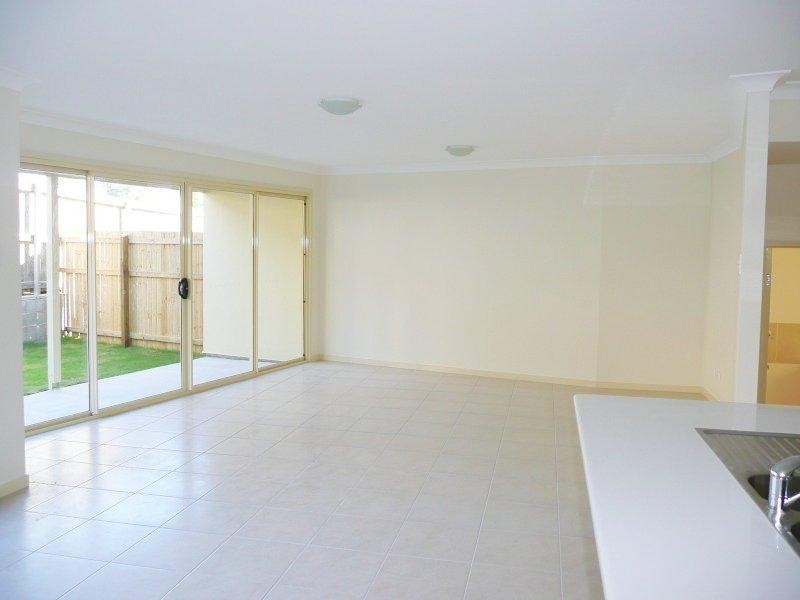 2/62 Milne St, Mount Warren Park QLD 4207