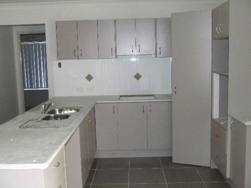 31 McNamara Place Pl, Redbank Plains QLD 4301