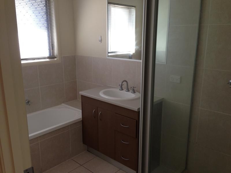 6 Webb Rd, Loganlea QLD 4131